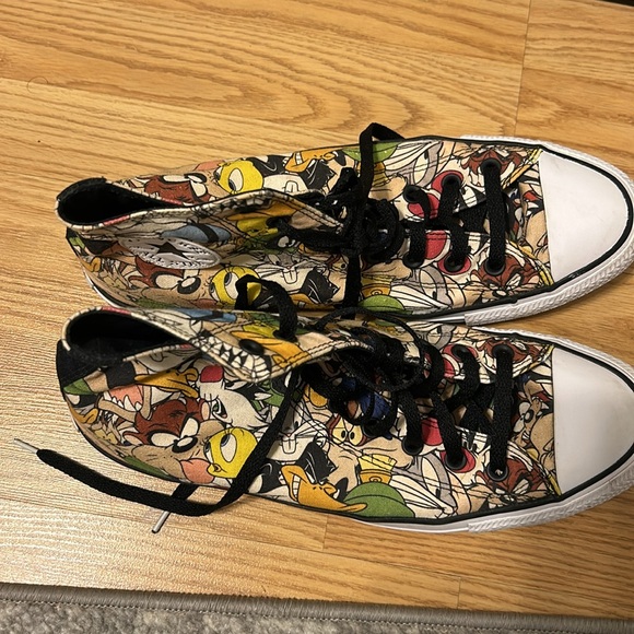Looney Tunes Characters X Converse Chuck Taylor Sneakers - Picture 9 of 13